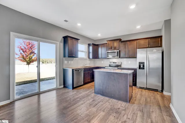 $344,900 | 733 Liberty Walk Lane, Simpsonville, SC 29681