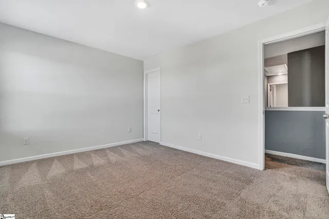 $344,900 | 733 Liberty Walk Lane, Simpsonville, SC 29681