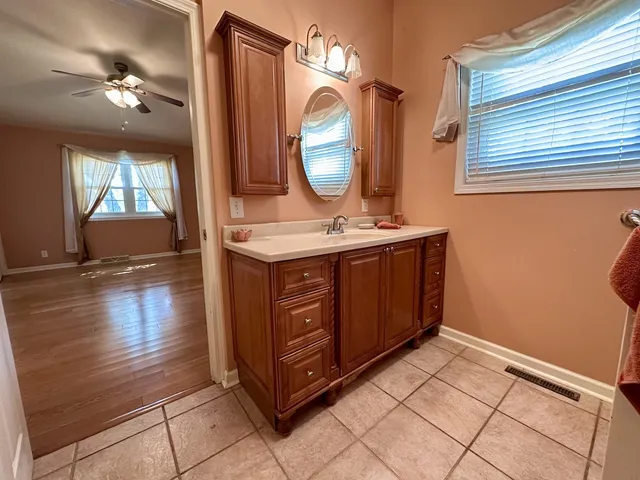 $225,000 | 22710-1075 Hill Street, Princeton, IL 61356