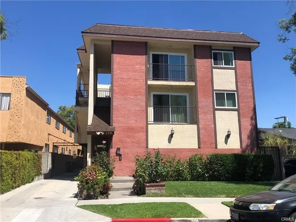 $3,200 | 124 South Belmont Street, Unit 7, Glendale, CA 91205