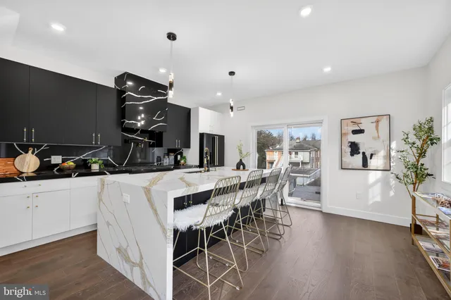 $998,999 | 203 Church Street, Wayne, PA 19087