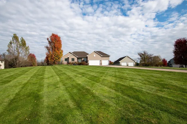 $638,000 | 18531 Zeolite Street Northwest, Nowthen, MN 55303