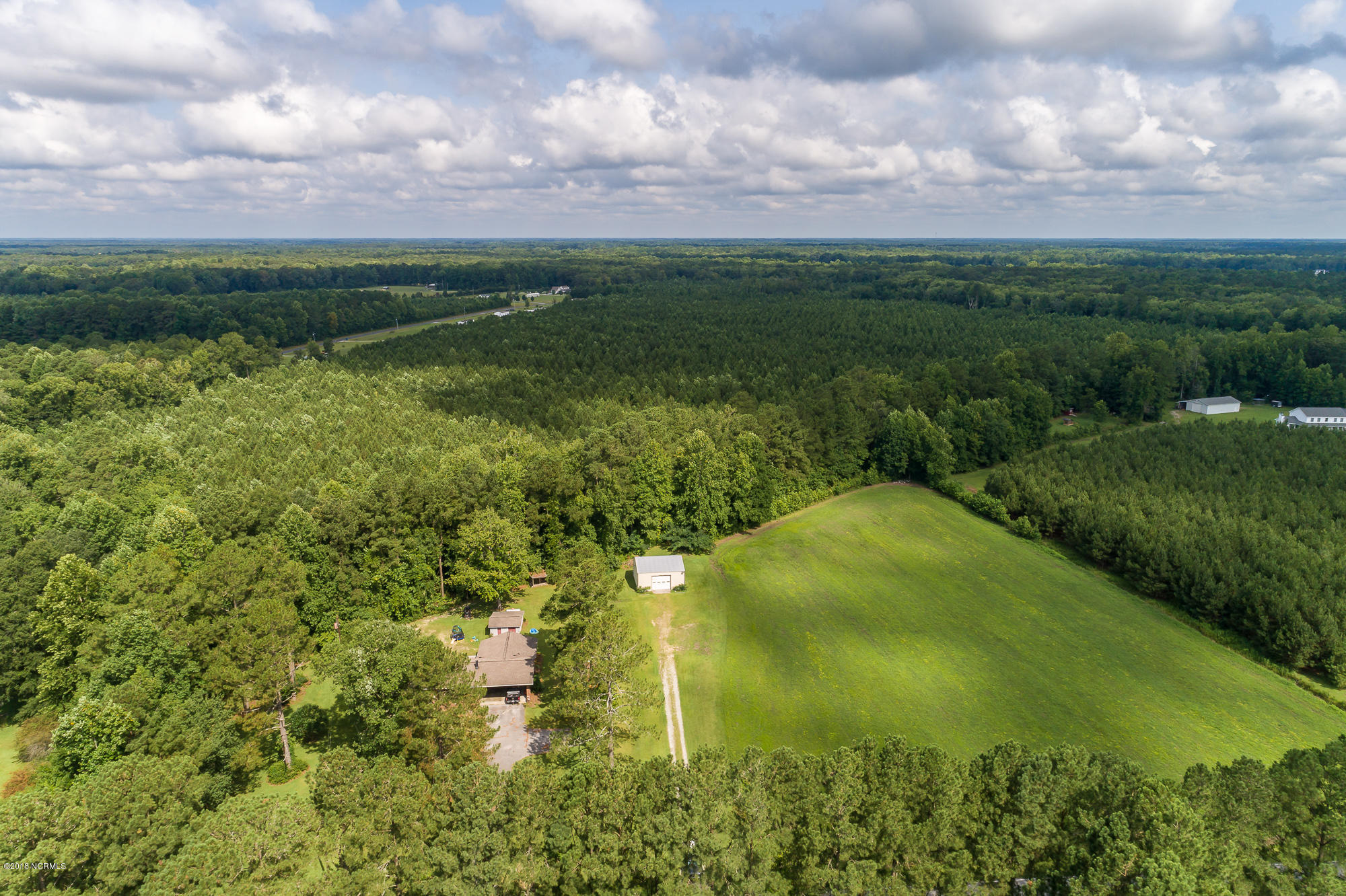 615 Aurora Road Ernul, NC 28527 - Photo 4 of 41 615 Aurora Road