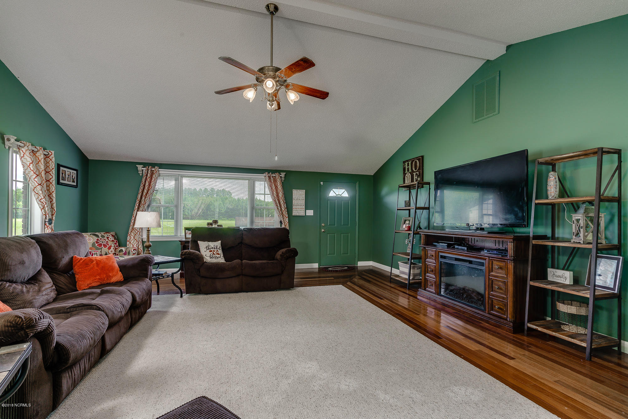 615 Aurora Road Ernul, NC 28527 - Photo 6 of 41 615 Aurora Road