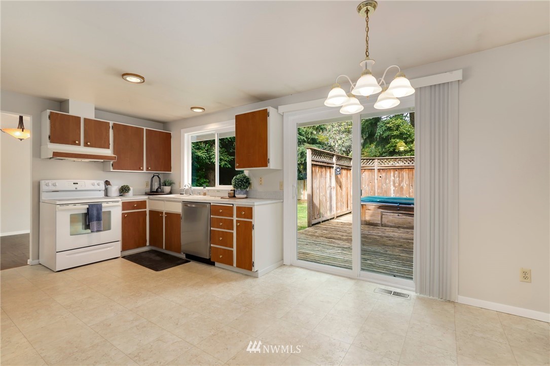 2609 170th Street Southeast Bothell, WA 98012 - Photo 11 of 40 Gallery Image 11