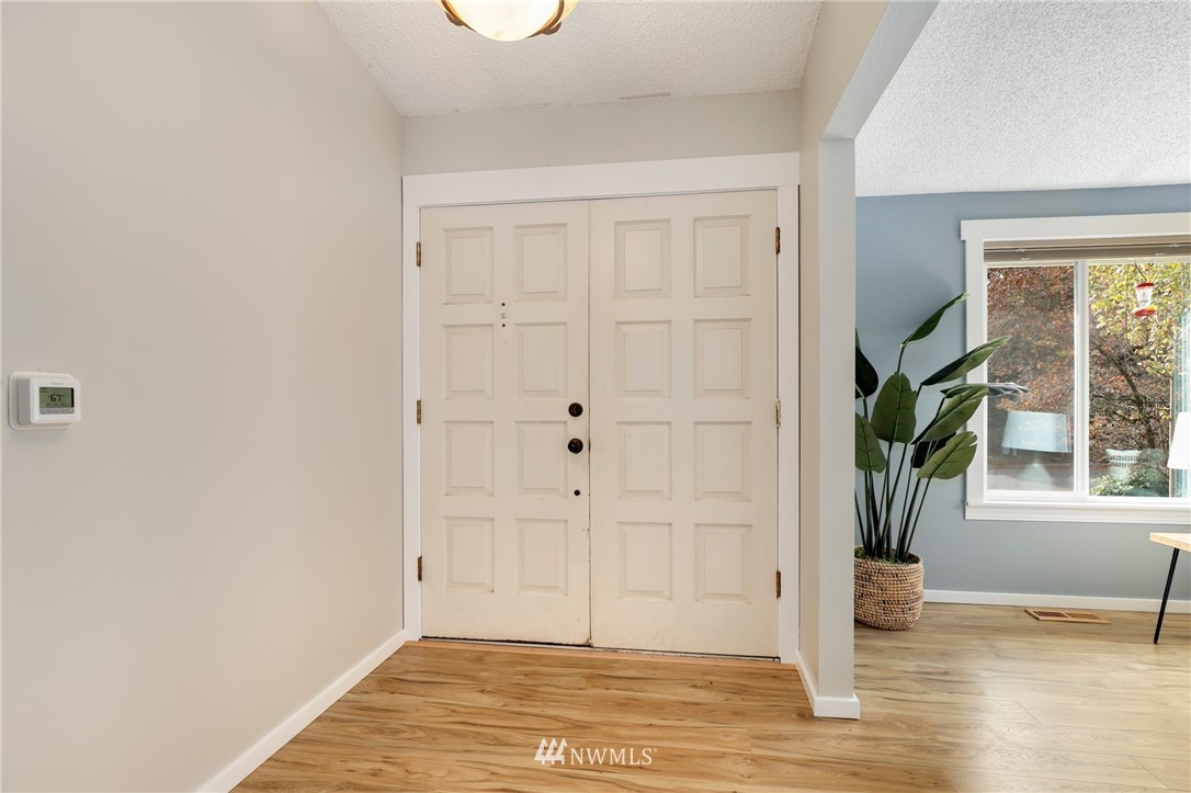 2609 170th Street Southeast Bothell, WA 98012 - Photo 4 of 40 Gallery Image 4