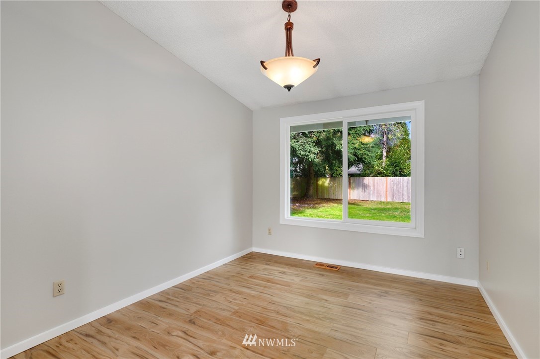2609 170th Street Southeast Bothell, WA 98012 - Photo 8 of 40 Gallery Image 8