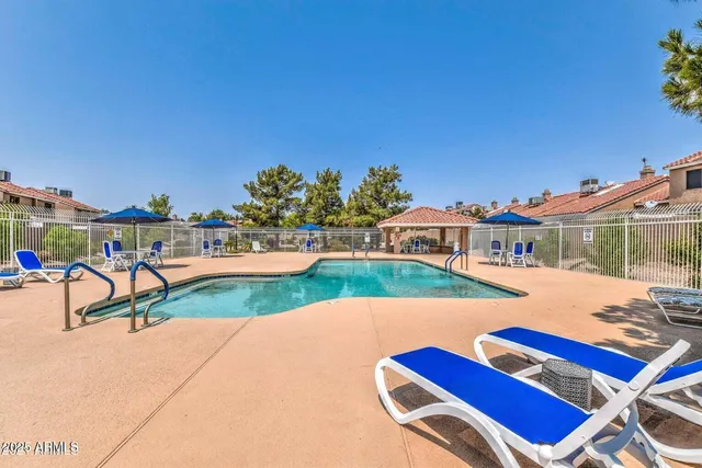 a view of an outdoor space with seating area