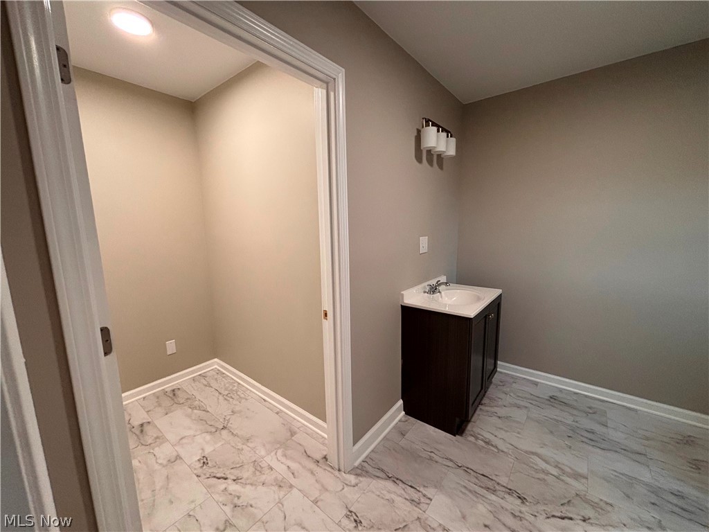 255 Sunview Lane Follansbee, WV 26037 - Photo 12 of 20