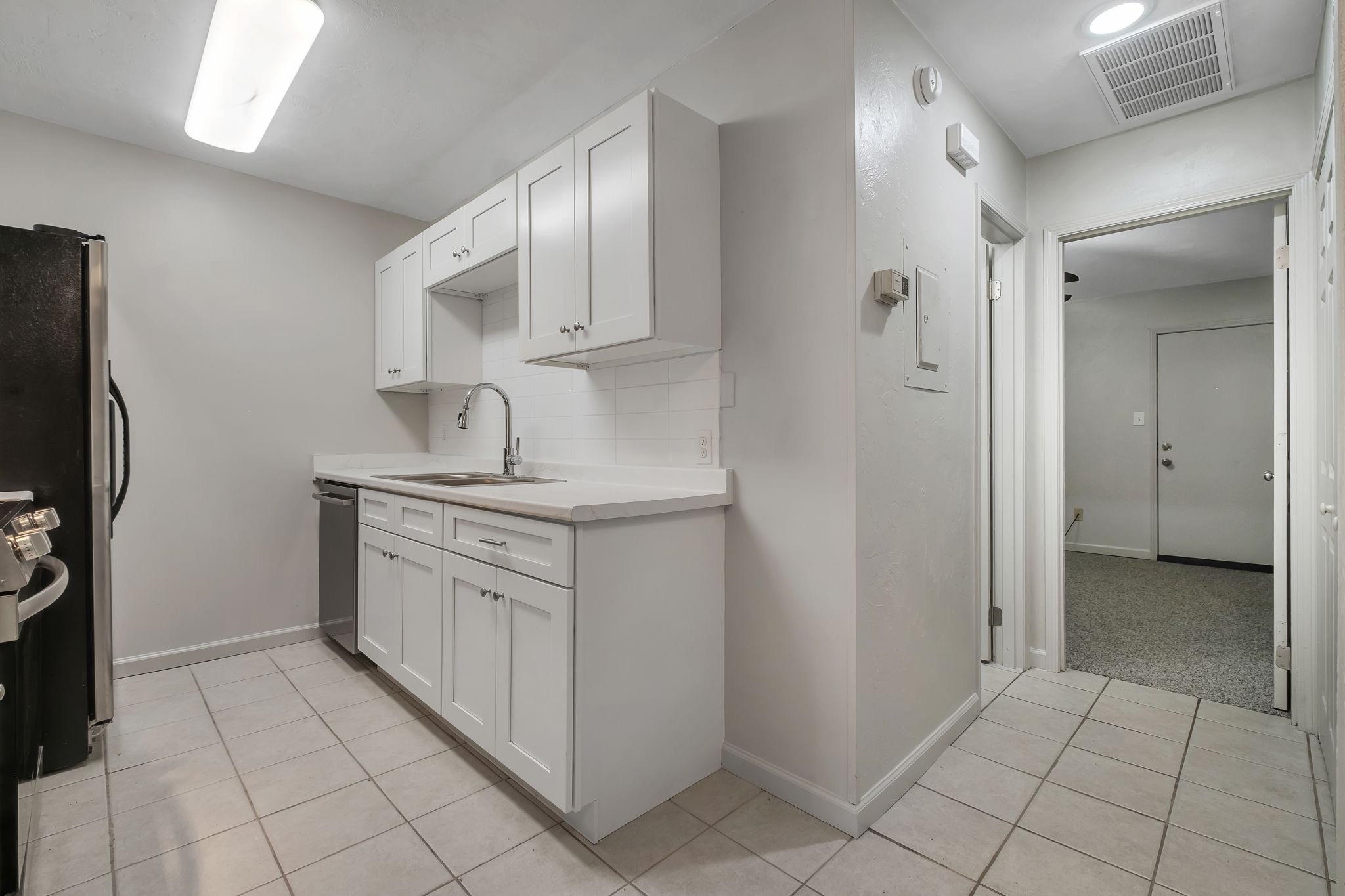 3080 Mission Road Tallahassee, FL 32303 - Photo 5 of 23