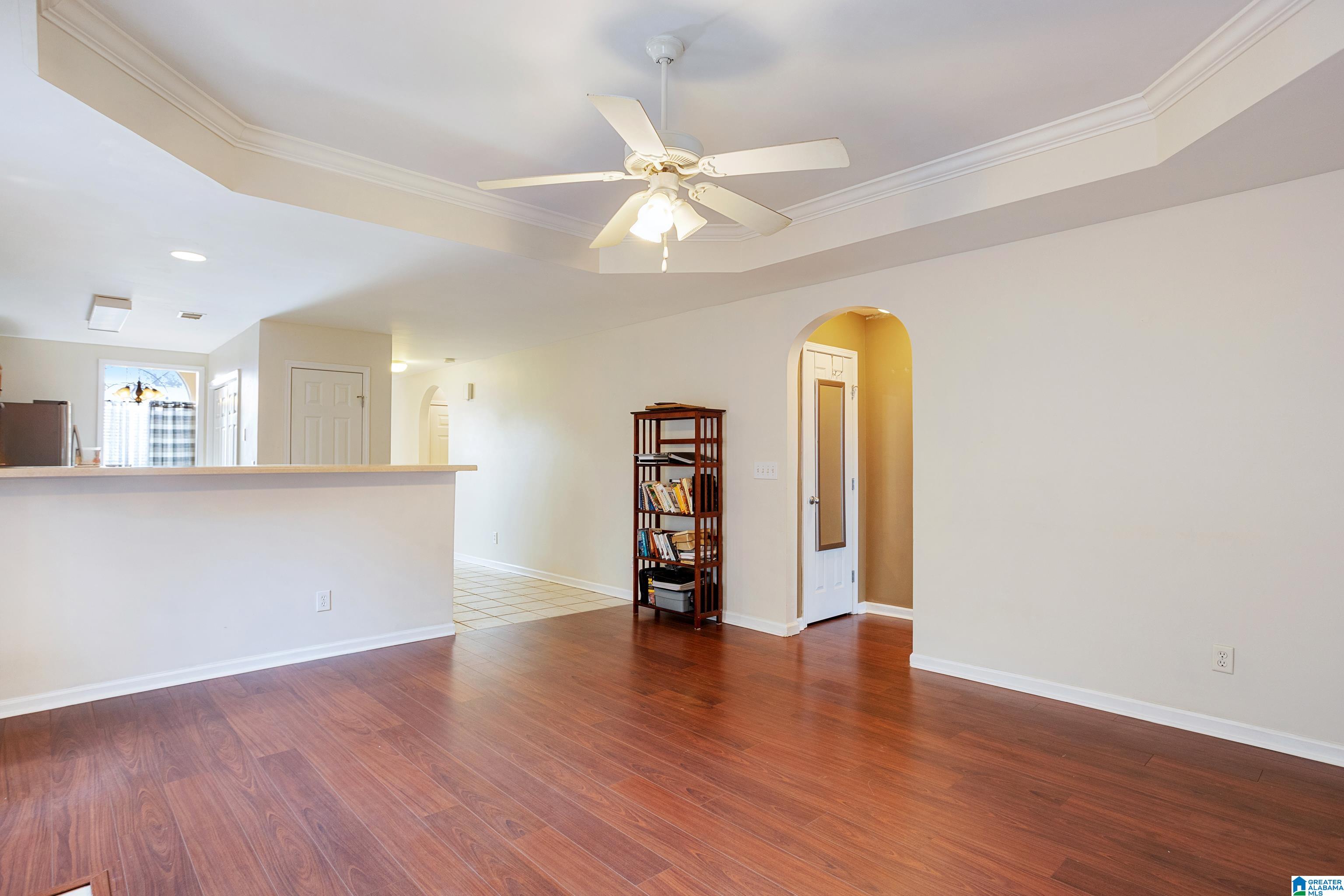 552 Summit Circle Fultondale, AL 35068 - Photo 16 of 34