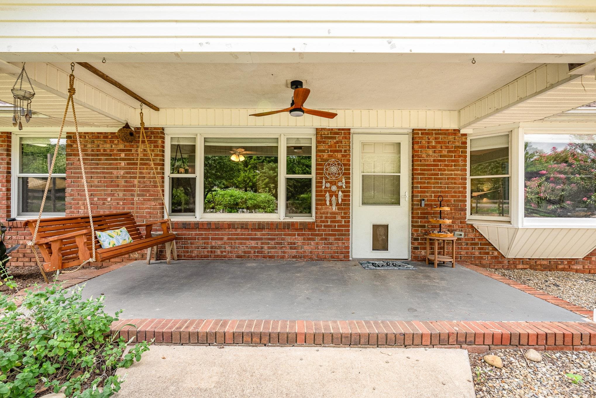 201 State Rd S-42-4312 Landrum, SC 29356 - Photo 4 of 25