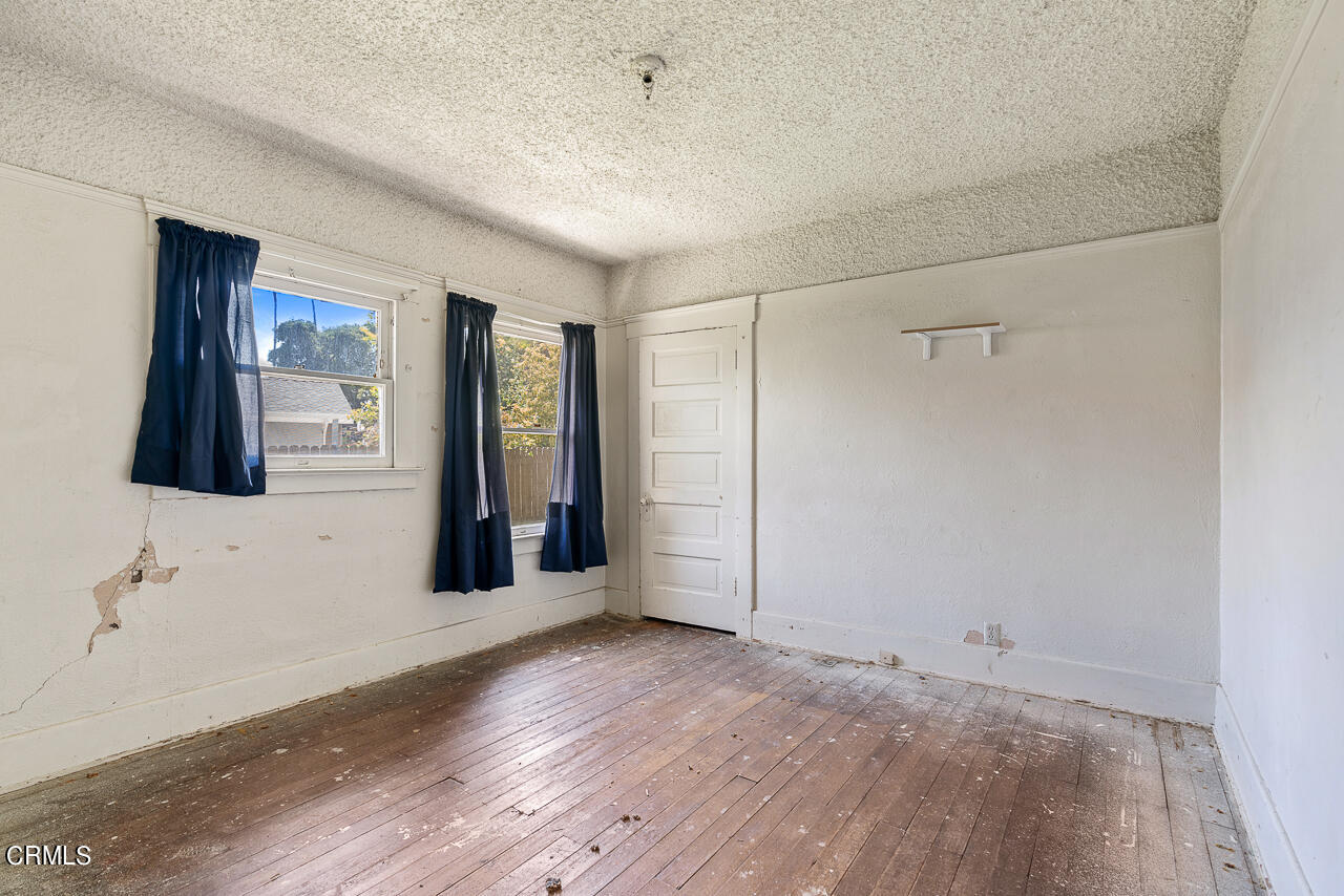 1118 Sunset Avenue Pasadena, CA 91103 - Photo 18 of 24 egpimaging_1118SunsetAve_019_OTHERMLS