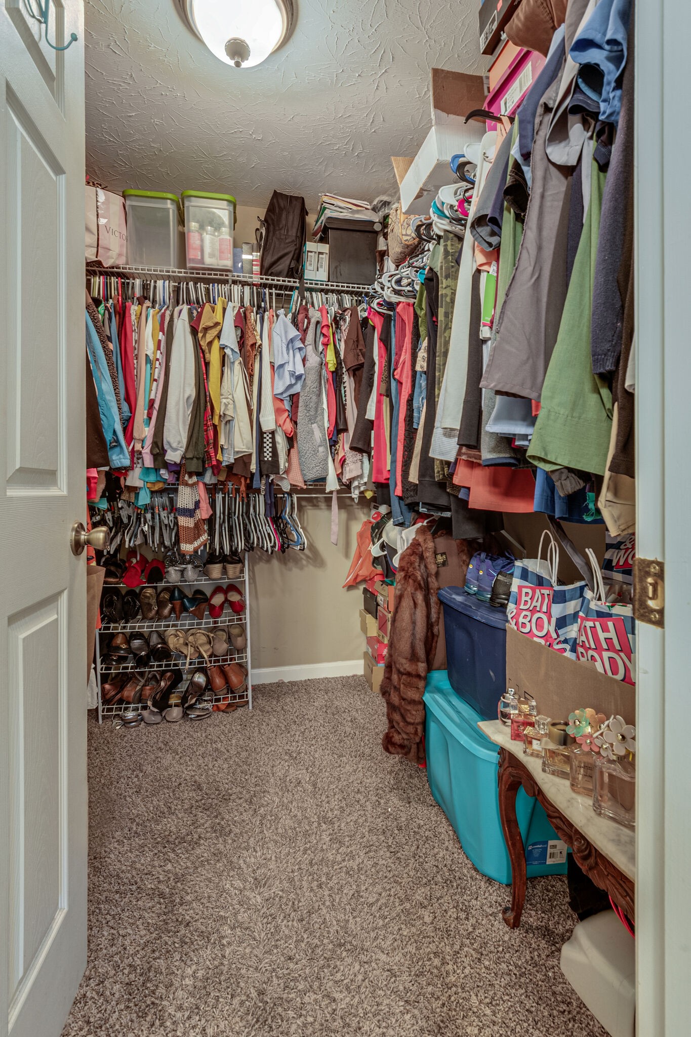 5 Roberts Lane Lebanon, TN 37087 - Photo 15 of 23 a view of walk in closet with clothes