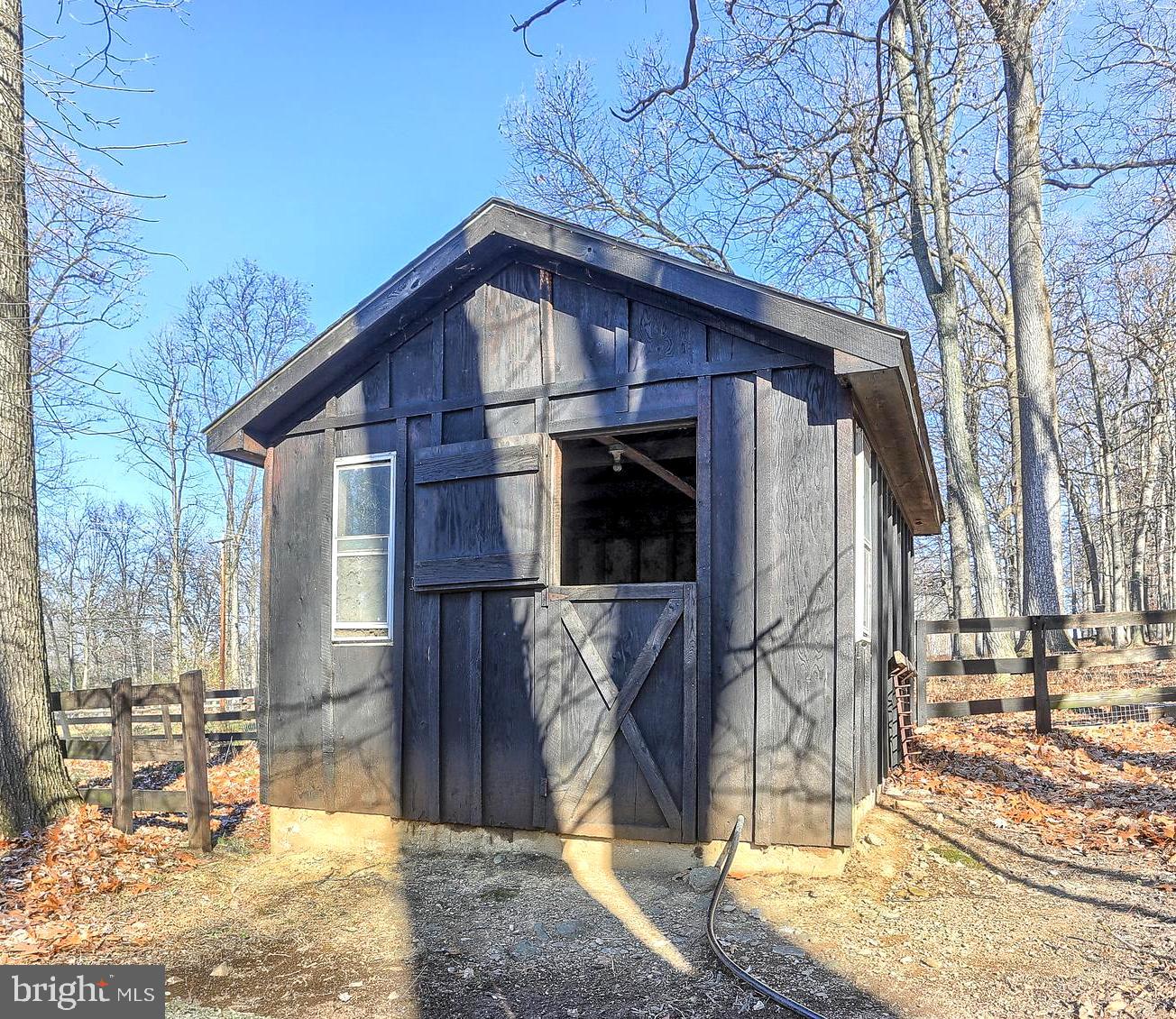 920 Beaver Creek Road Hanover, PA 17331 - Photo 13 of 46 Shed for goats or pigs or chickens