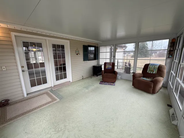 $169,000 | 4121 Highway 61, Winslow, IN 47598