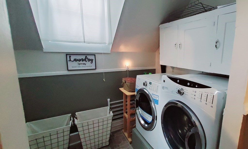 13 Whipple Street Worcester, MA 01607 - Photo 14 of 17 a utility room with dryer and washer