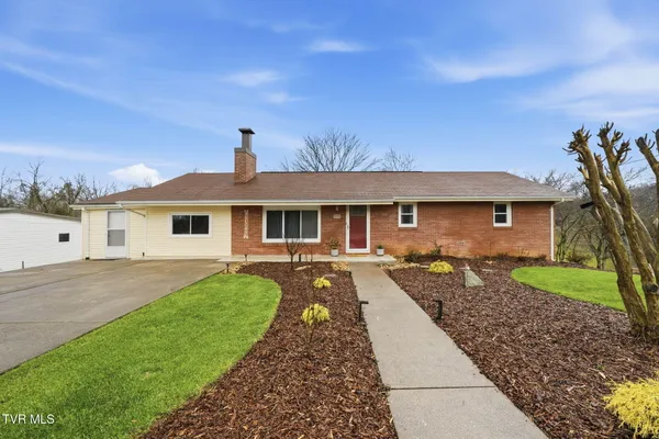 $289,000 | 121 Chateaugay Drive, Kingsport, TN 37660