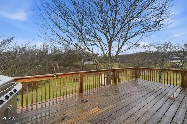 $289,000 | 121 Chateaugay Drive, Kingsport, TN 37660