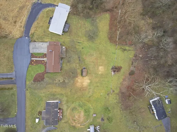 $289,000 | 121 Chateaugay Drive, Kingsport, TN 37660