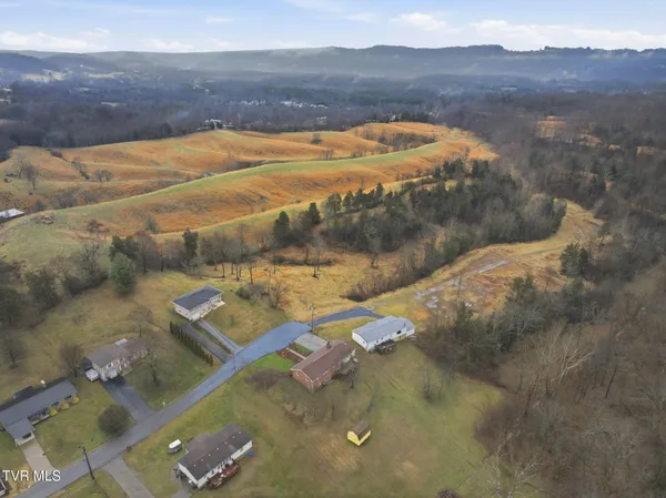 $289,000 | 121 Chateaugay Drive, Kingsport, TN 37660