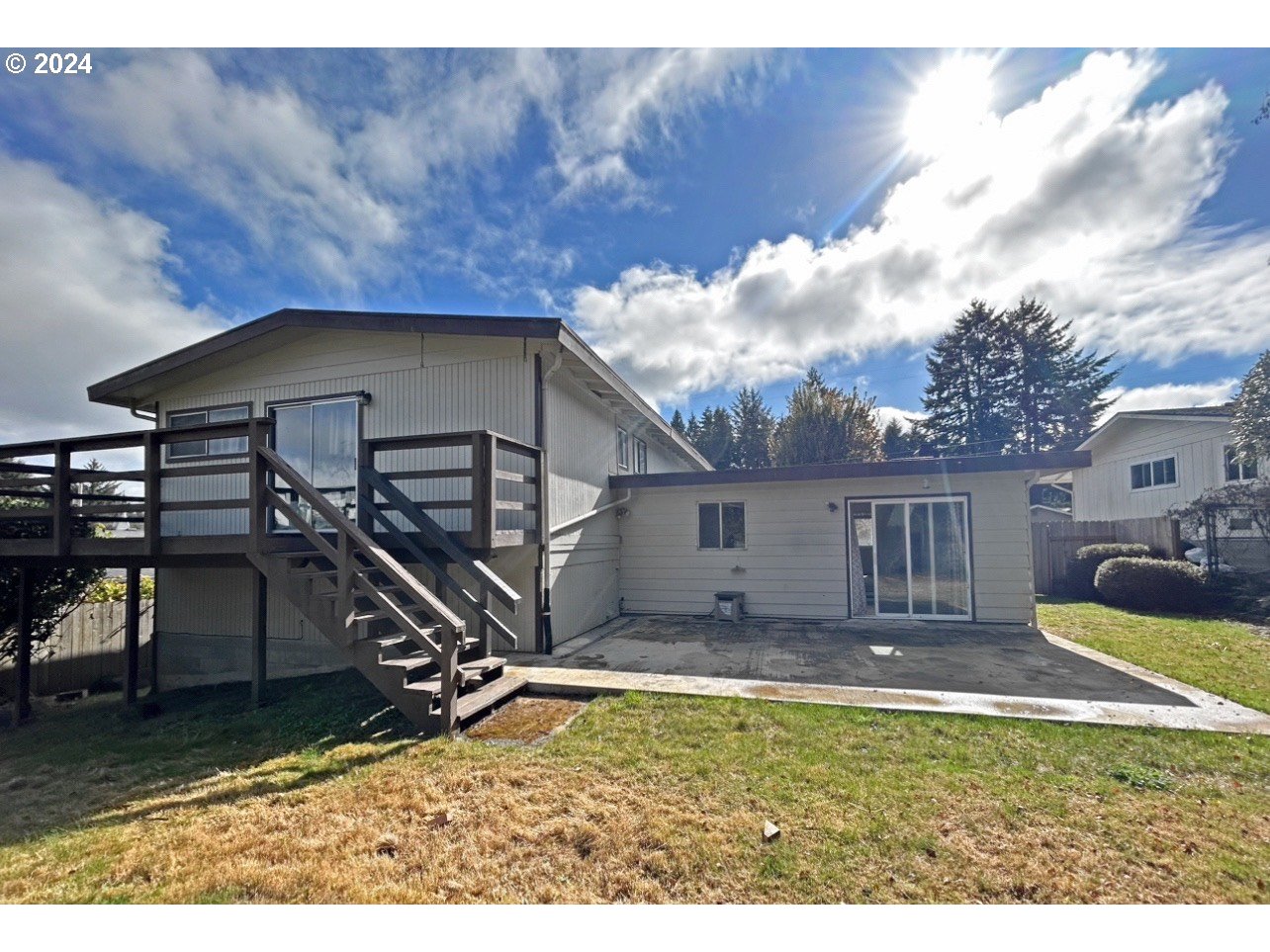 3441 Ridgeway Drive Reedsport, OR 97467 - Photo 3 of 16 Gallery Image 3