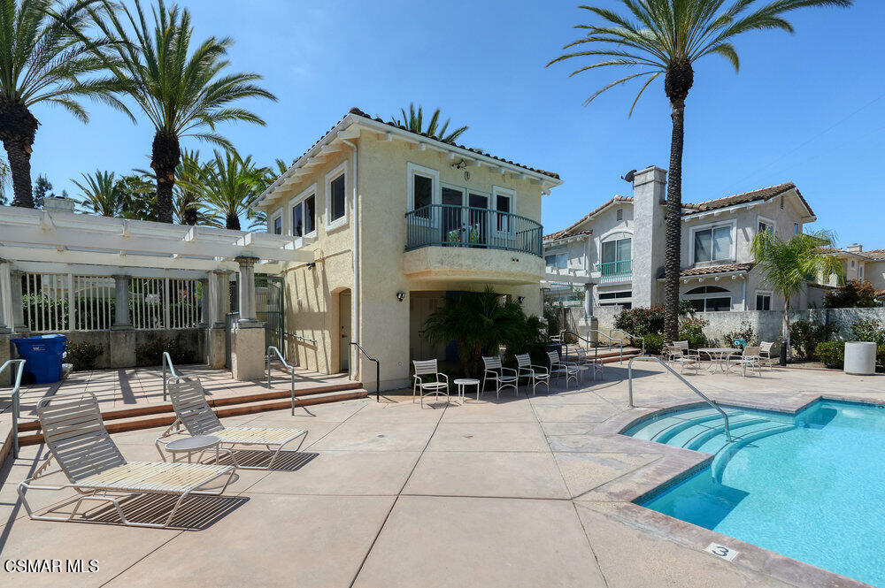 11523 Treeview Court Moorpark, CA 93021 - Photo 25 of 27 039_11523_treeview_court_040