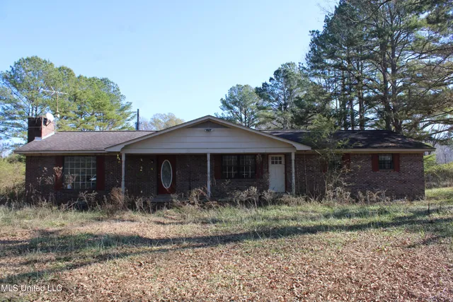 $199,000 | 2110 Bethany Road, Potts Camp, MS 38659