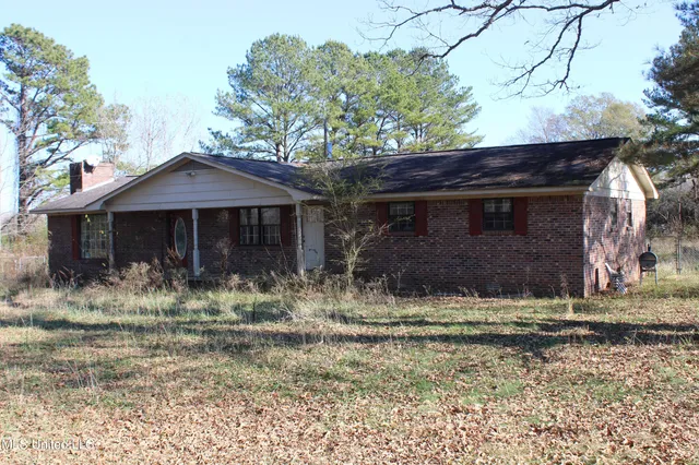 $199,000 | 2110 Bethany Road, Potts Camp, MS 38659