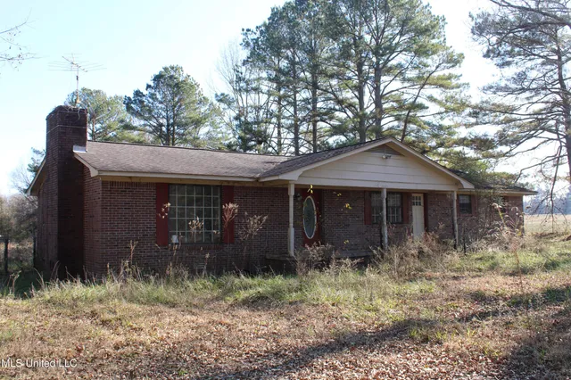 $199,000 | 2110 Bethany Road, Potts Camp, MS 38659