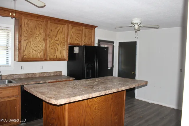 $199,000 | 2110 Bethany Road, Potts Camp, MS 38659