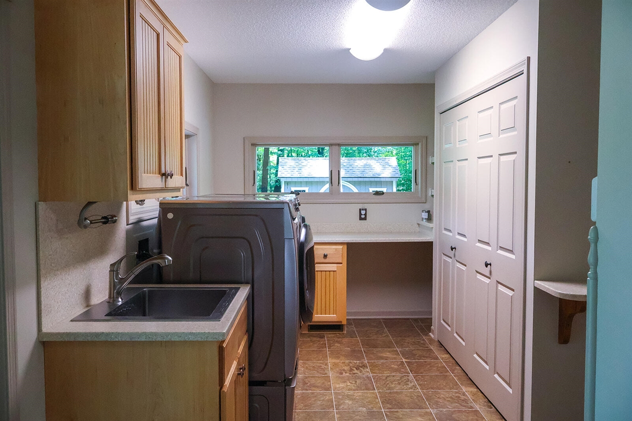 6697 Warren Woods Road Three Oaks, MI 49128 - Photo 16 of 99