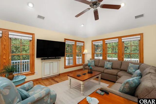 $1,095,000 | 818 Whistler Court, Unit 381, Corolla, NC 27927