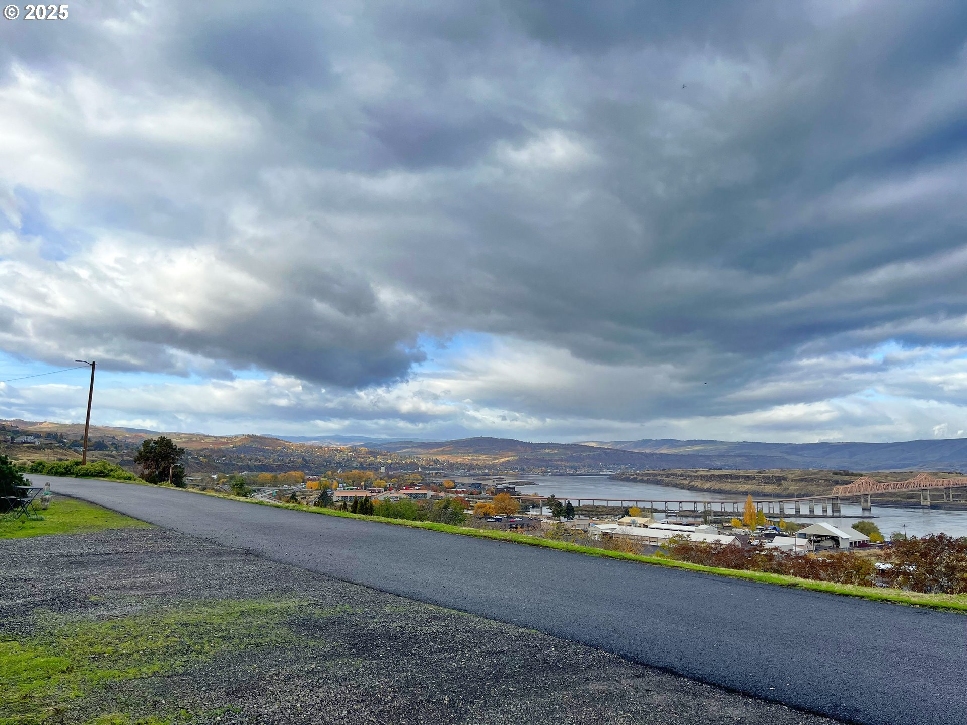3564 East 2nd Street, Unit 33 The Dalles, OR 97058 - Photo 11 of 15 a view of city and mountain