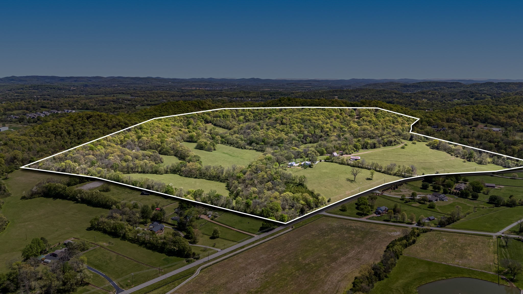 4540 Peytonsville Road Franklin, TN 37064 - Photo 2 of 84 a view of a balcony with an ocean