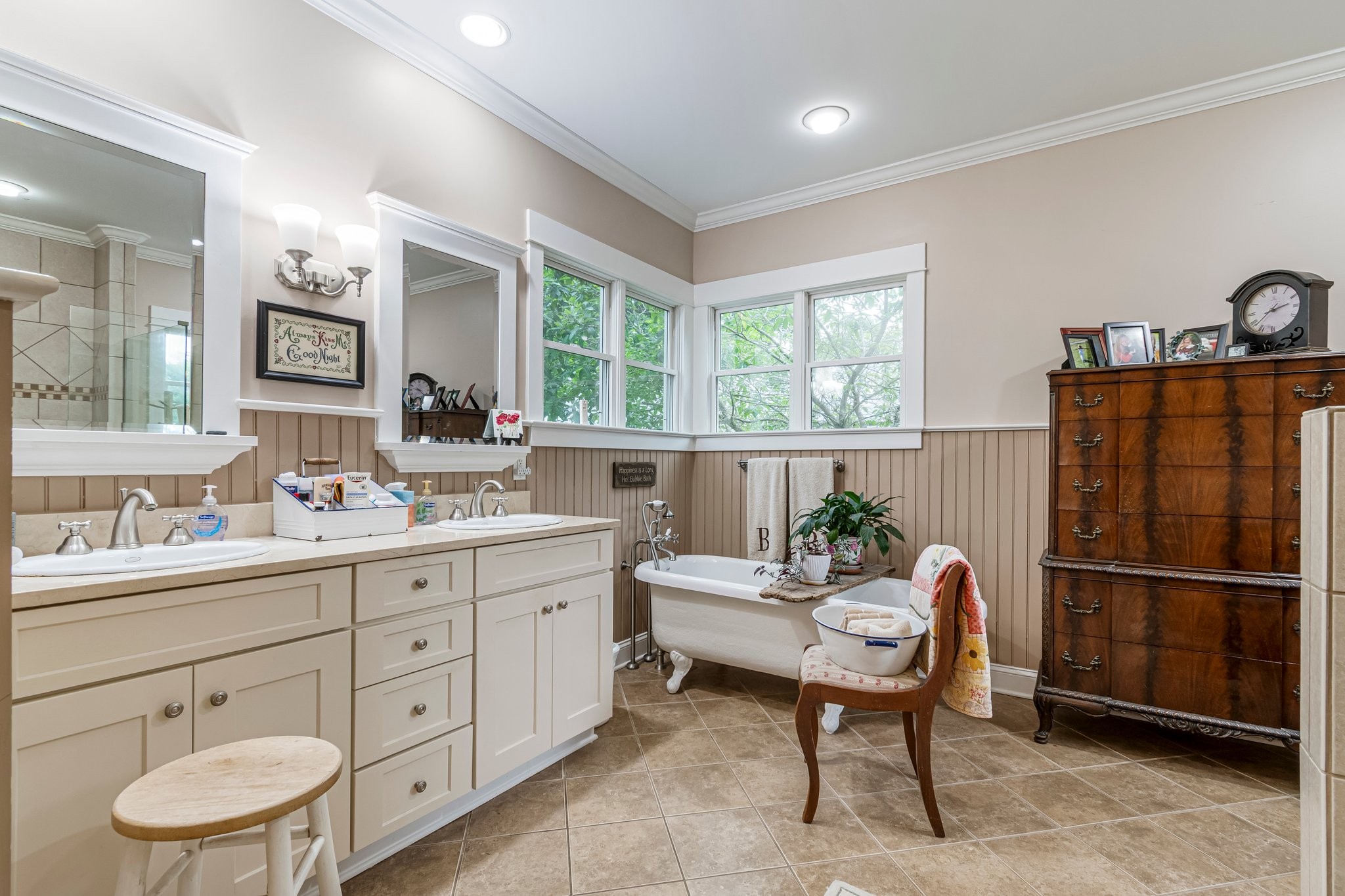 4540 Peytonsville Road Franklin, TN 37064 - Photo 64 of 84 a spacious bathroom with a double vanity sink and a mirror