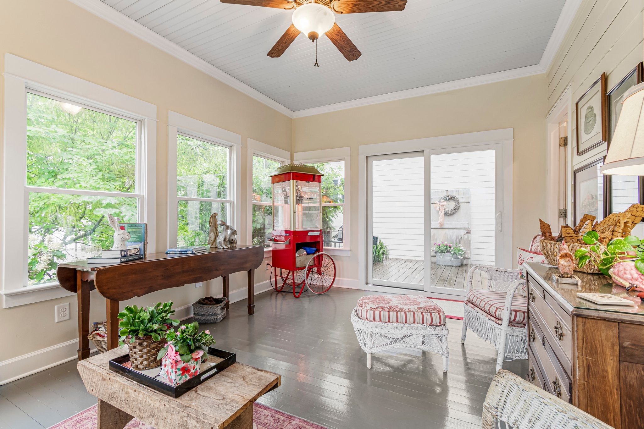4540 Peytonsville Road Franklin, TN 37064 - Photo 68 of 84 a living room with furniture potted plant and a large window