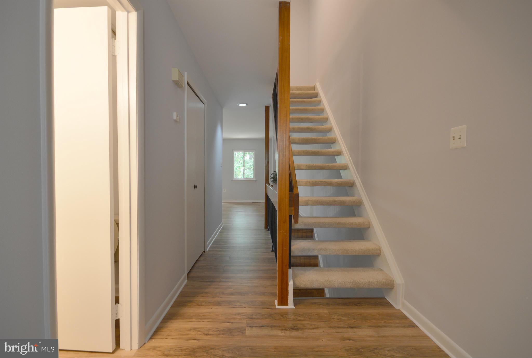1907 Winterport Cluster Reston, VA 20191 - Photo 23 of 30 Hall