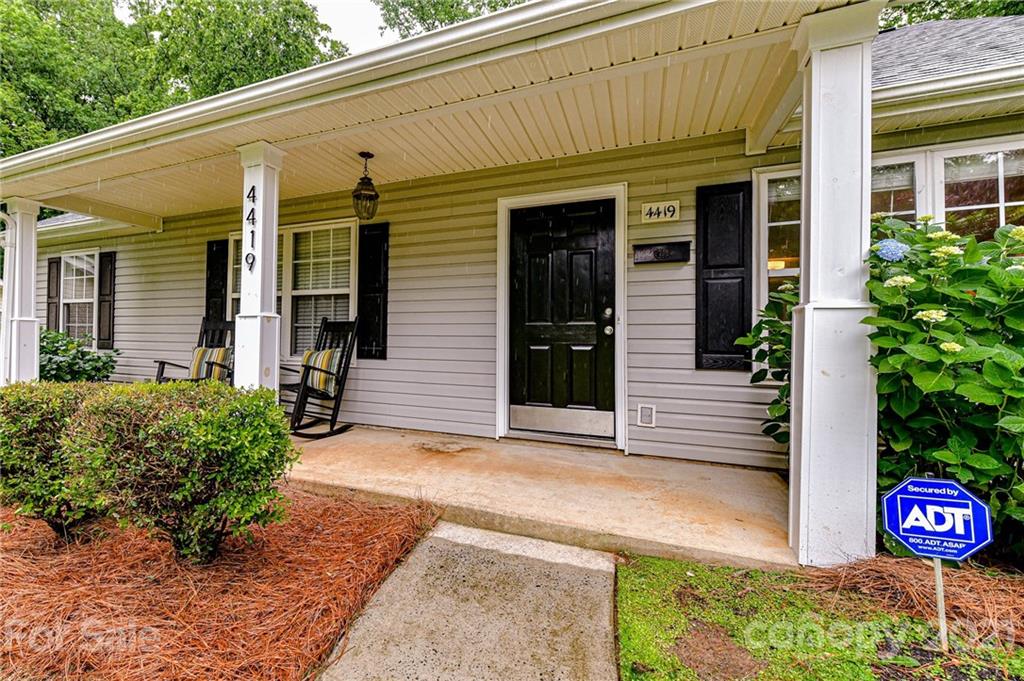 4419 Garris Road Charlotte, NC 28209 - Photo 3 of 32 Gallery Image 3