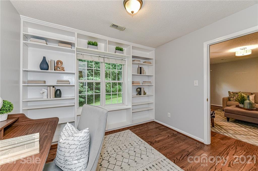 4419 Garris Road Charlotte, NC 28209 - Photo 21 of 32 Gallery Image 21