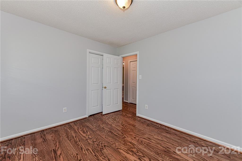 4419 Garris Road Charlotte, NC 28209 - Photo 27 of 32 Gallery Image 27