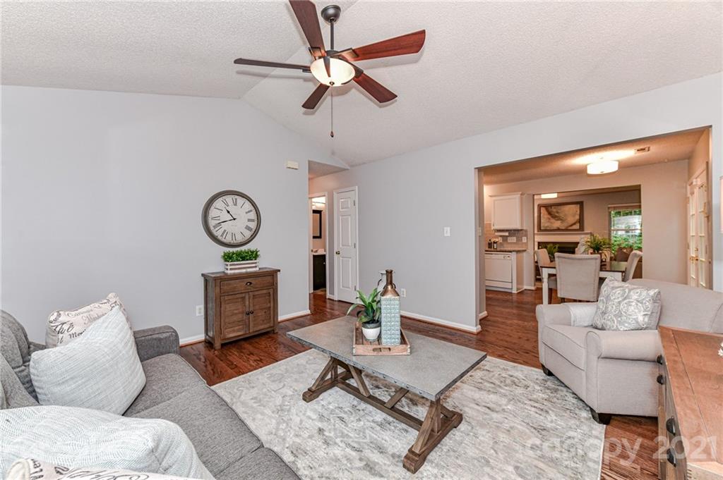 4419 Garris Road Charlotte, NC 28209 - Photo 7 of 32 Gallery Image 7