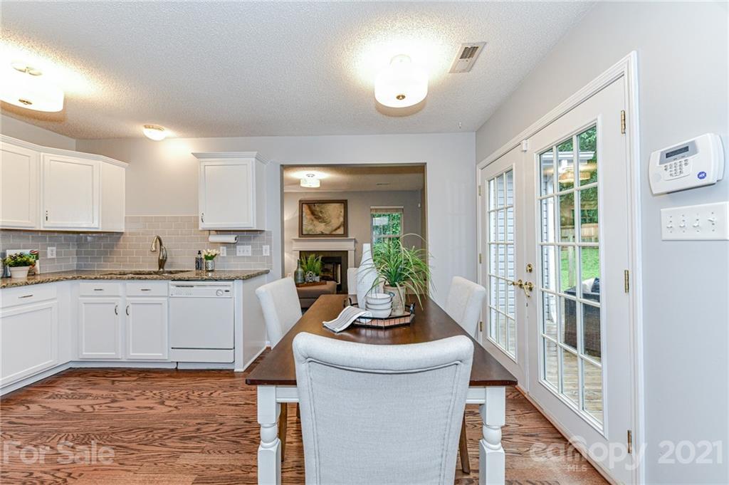 4419 Garris Road Charlotte, NC 28209 - Photo 10 of 32 Gallery Image 10