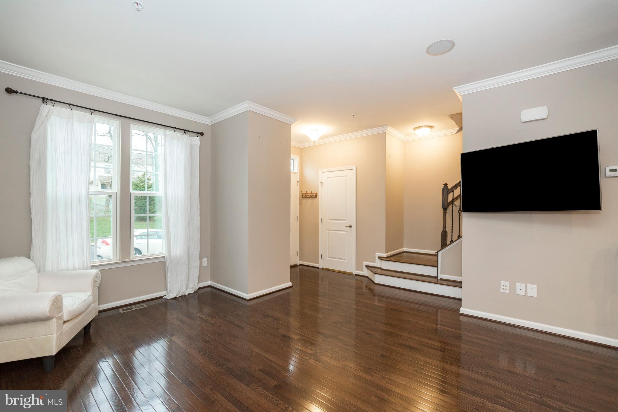 709 Bender Road Phoenixville, PA 19460 - Photo 8 of 25 Living Room