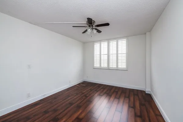 $2,550 | 3900 North Hills Drive, Unit 409, Hollywood, FL 33021