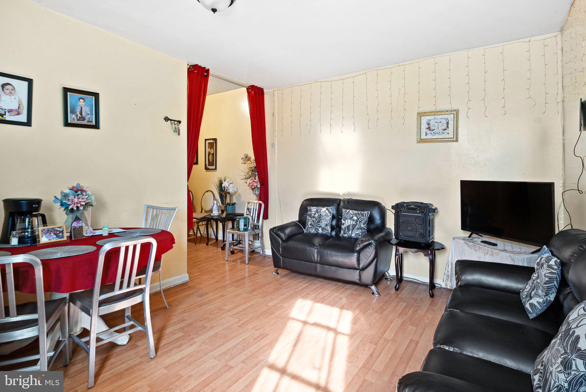 1267 South 22nd Street Philadelphia, PA 19146 - Photo 11 of 16 2nd FL apt