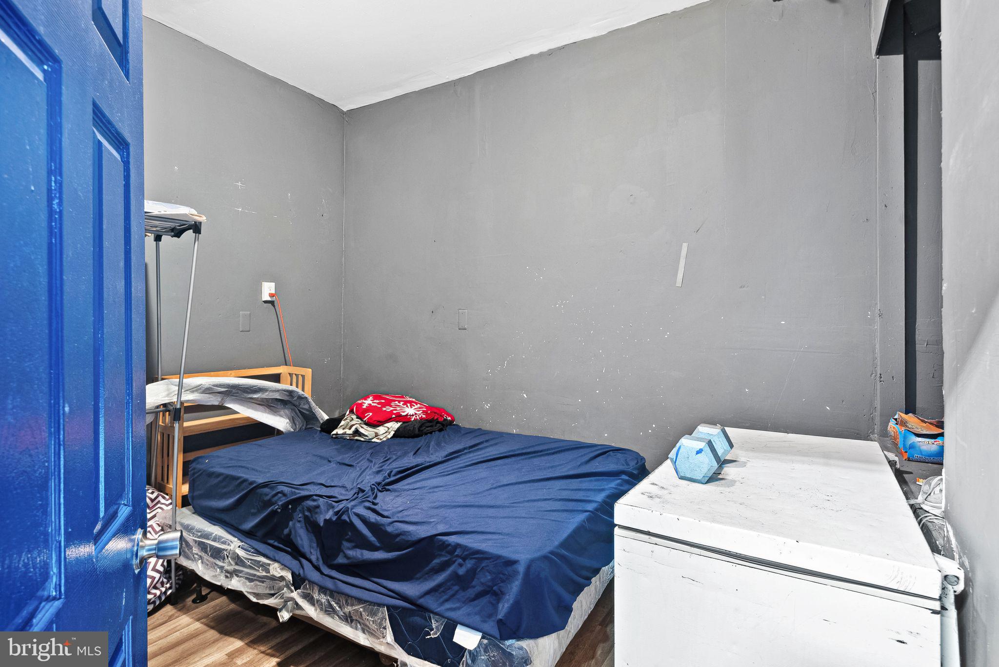 1267 South 22nd Street Philadelphia, PA 19146 - Photo 15 of 16 1st FL room