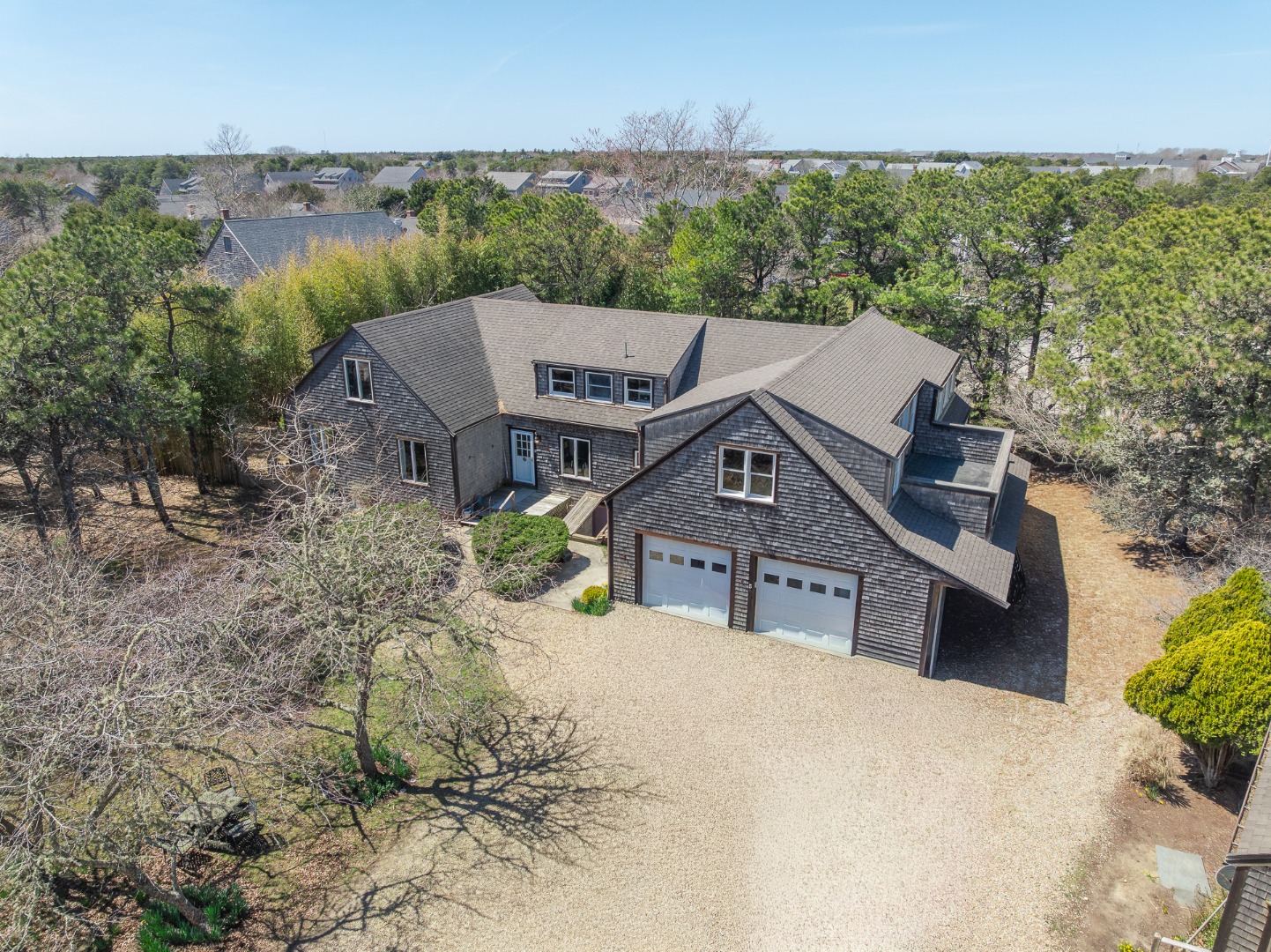 5 Toombs Court Nantucket, MA 02554 - Photo 4 of 11
