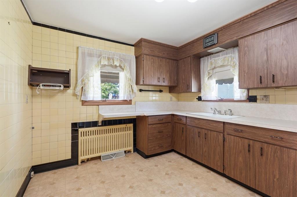 411 Phillips Avenue McKees Rocks, PA 15136 - Photo 11 of 38 Gallery Image 11