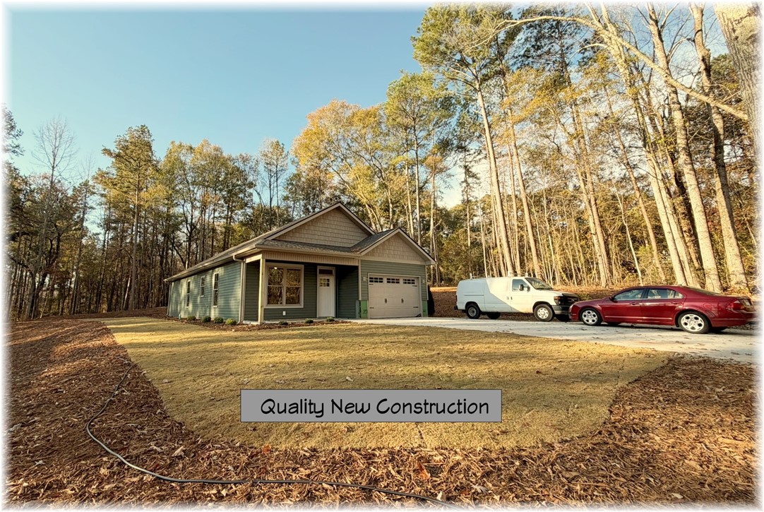 526 South Bibb Street, Unit A Westminster, SC 29693 - Photo 2 of 27